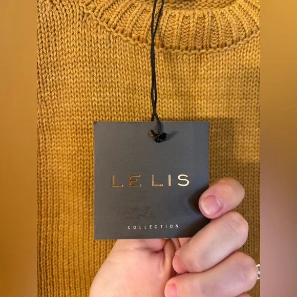 NWT Le Lis Collections women’s cropped sleeveless sweater Small - Picture 4 of 14